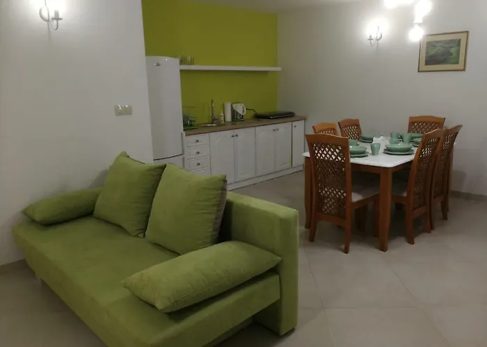 W Gorach Stolowych Privatunterkunft Szczytna