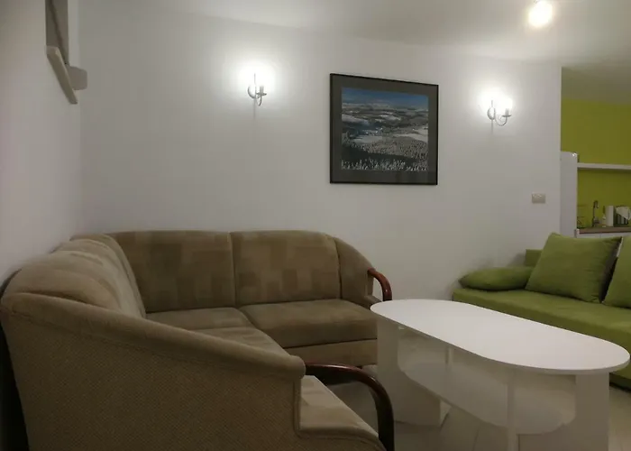 Privatunterkunft W Gorach Stolowych Szczytna